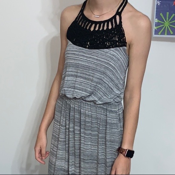 🆕⭐️Maxi Sundress🏖Gray w/Black Stretch Crochet🔆 - Picture 2 of 9